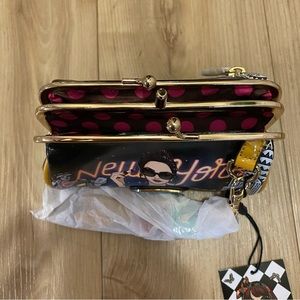 Nicole Lee USA Chelsea Pearl Kiss-Lock Coin Purse